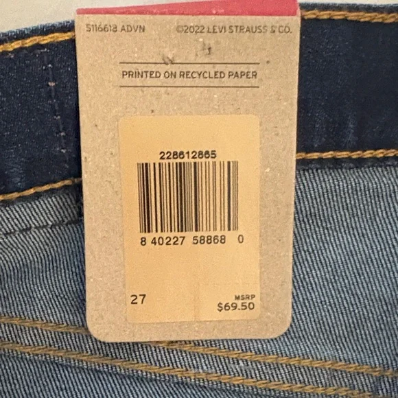 Levi's Women's Dark Blue Jeans - Picture 6 of 8